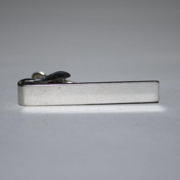 handsome silver Swank tie bar